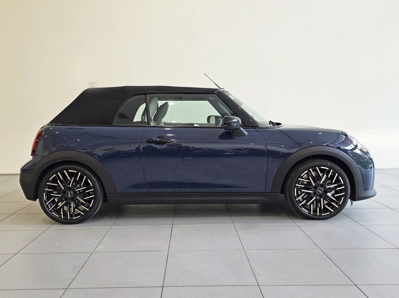MINI Cooper S Convertible Favoured