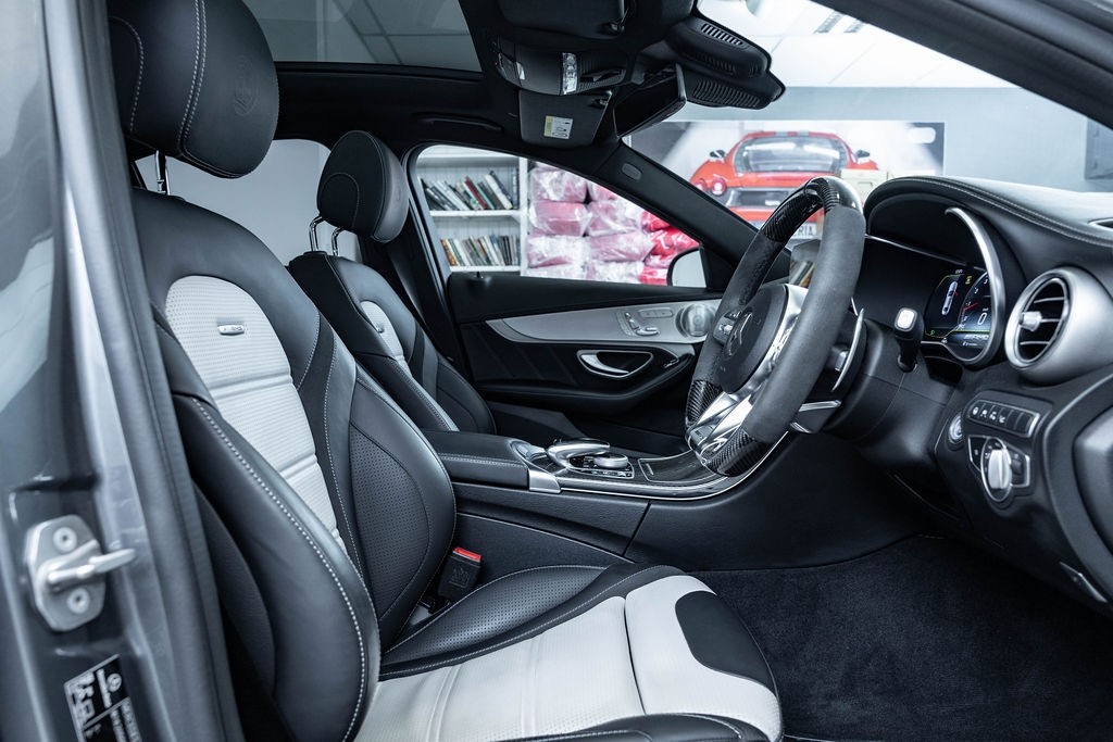 Mercedes-Benz C 63 S AMG