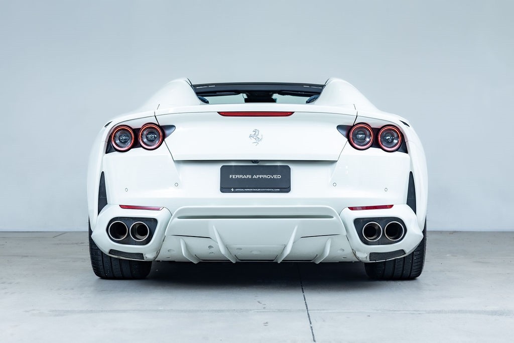 Ferrari 812 GTS