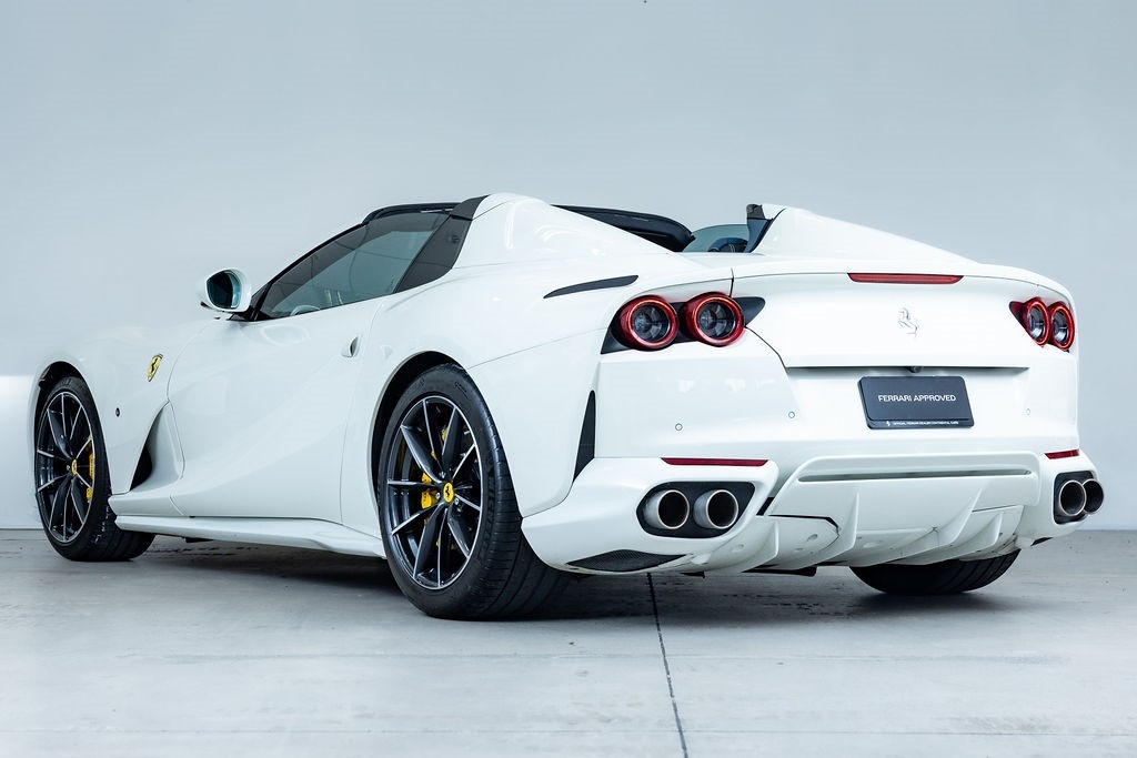 Ferrari 812 GTS
