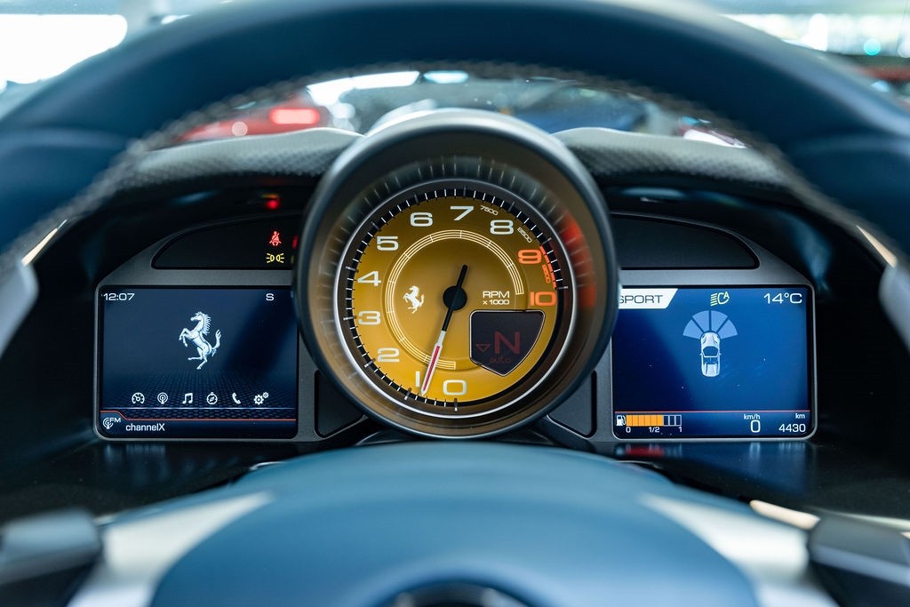 Ferrari 812 GTS