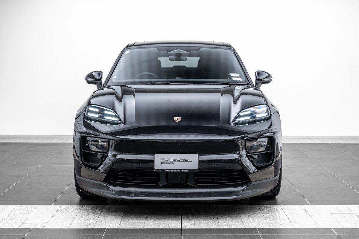 Porsche Macan Electric