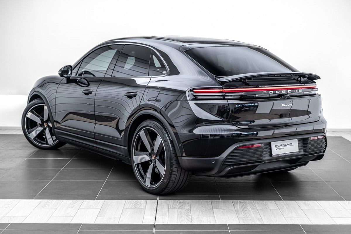 Porsche Macan Electric