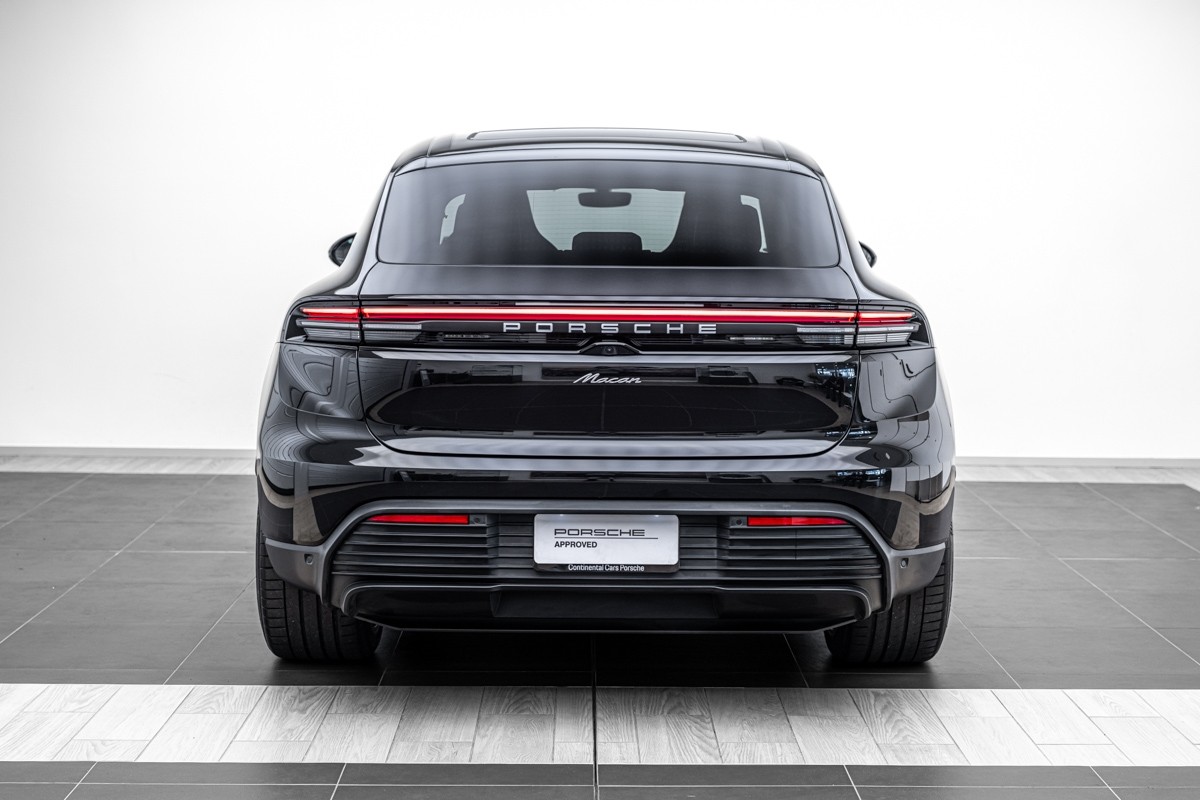 Porsche Macan Electric