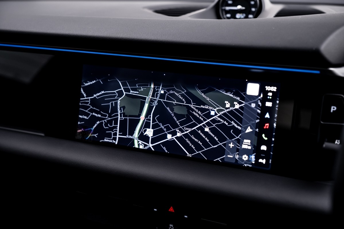 Porsche Macan Electric