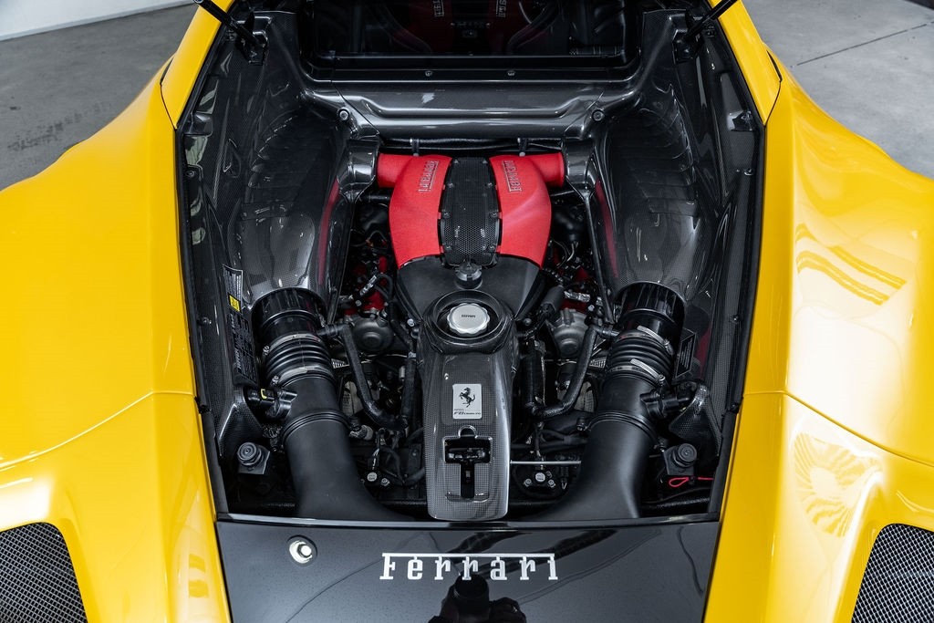 Ferrari F8 Tributo 