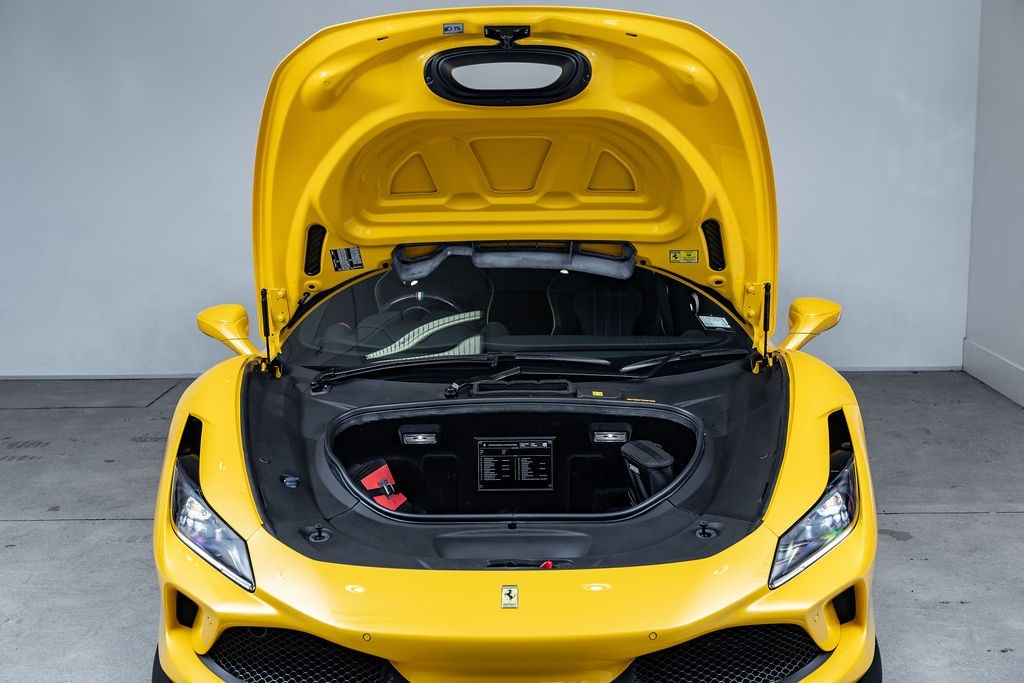 Ferrari F8 Tributo 
