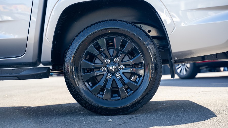 2026 Mitsubishi Triton 7