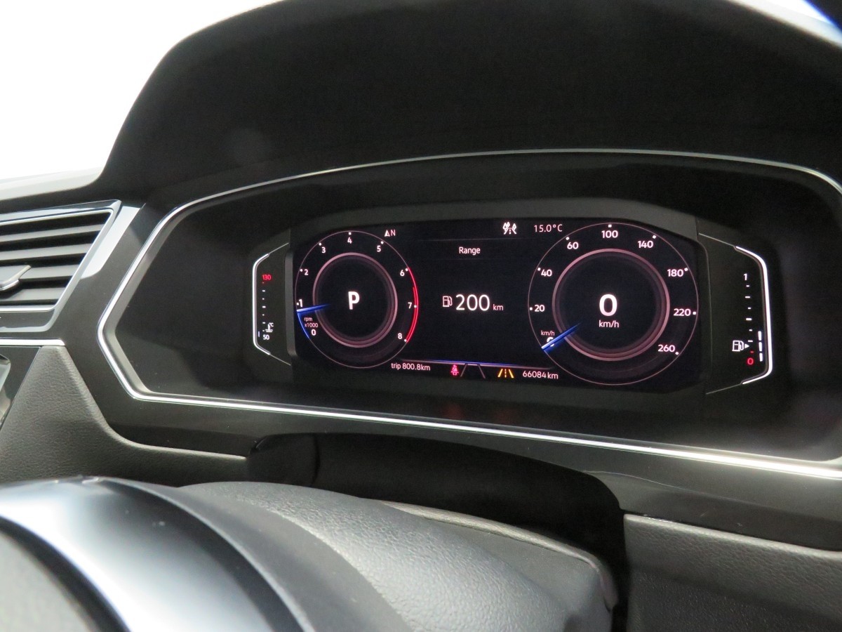 Volkswagen Tiguan TSI R-LINE 4MOTION