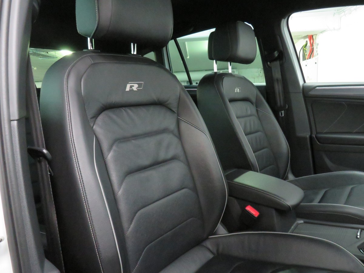 Volkswagen Tiguan TSI R-LINE 4MOTION
