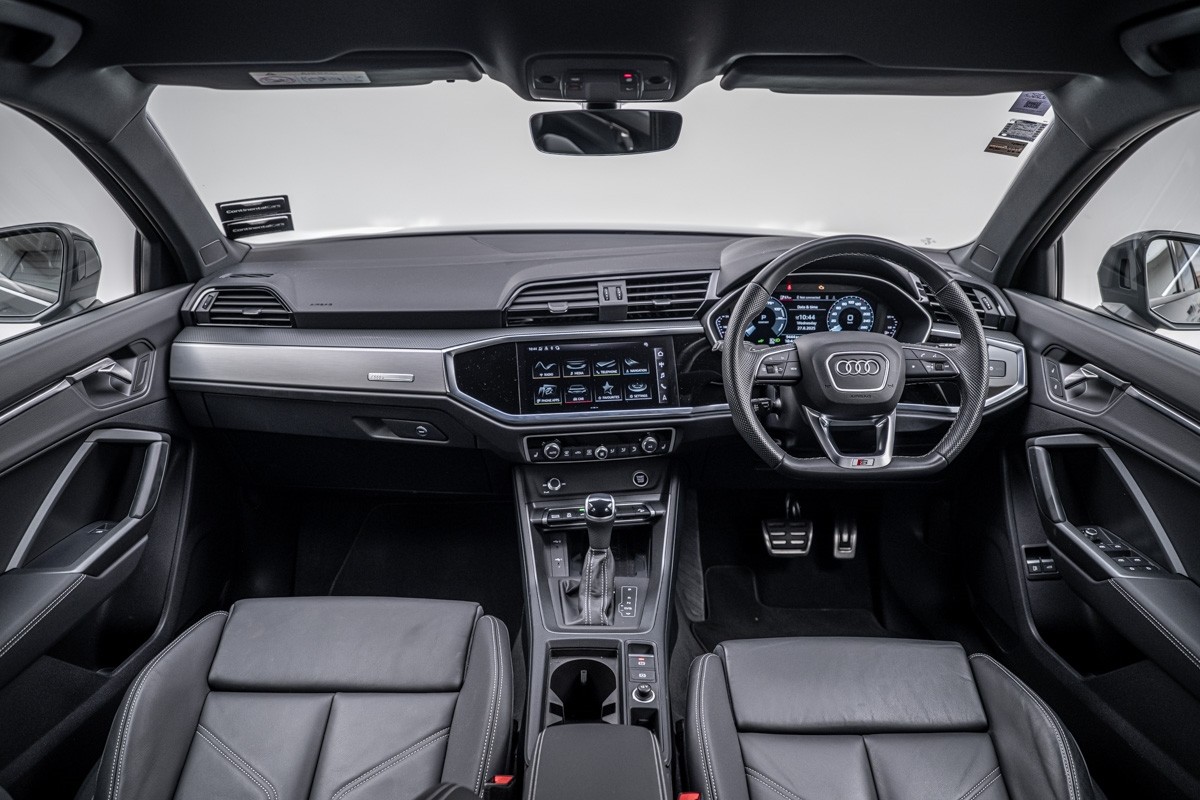 Audi Q3 45 TFSI E