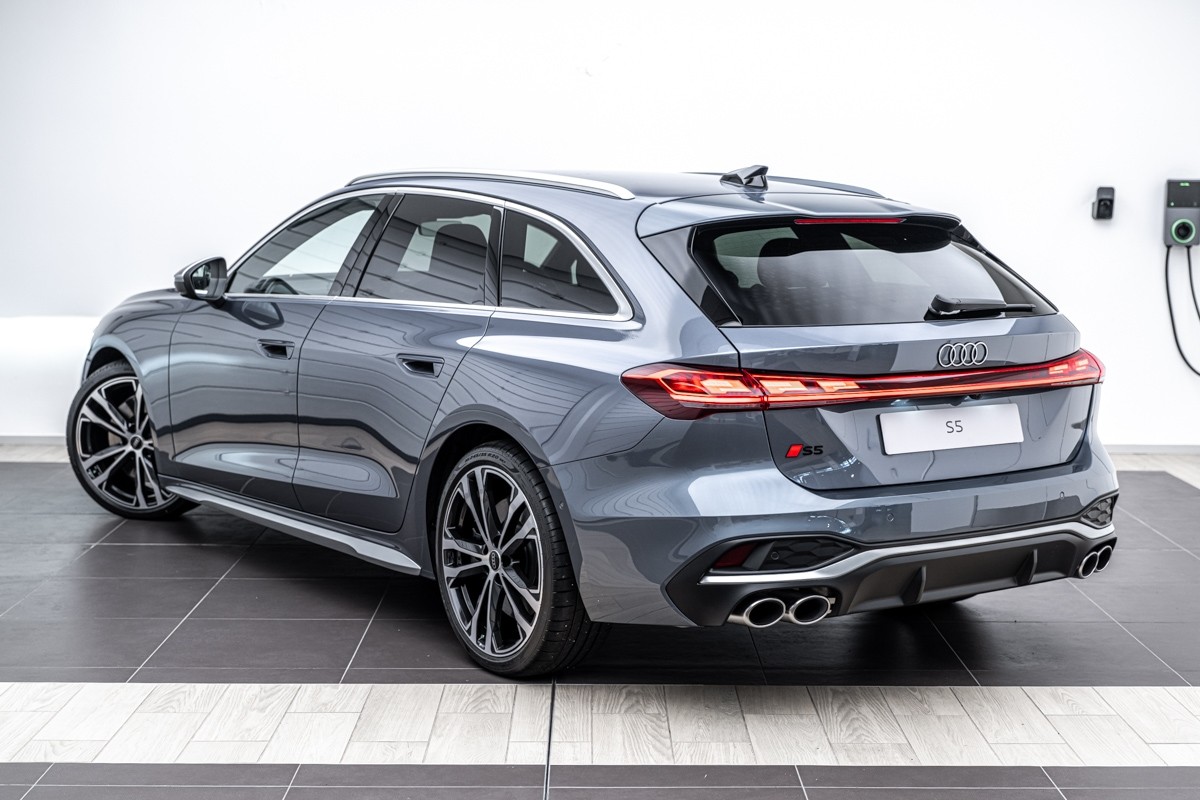 Audi S5 AVANT TFSI
