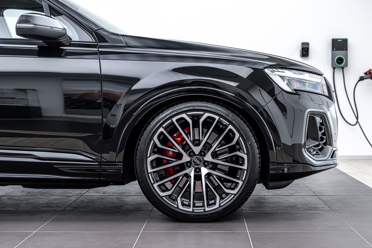 Audi SQ7 TFSI 373 KW
