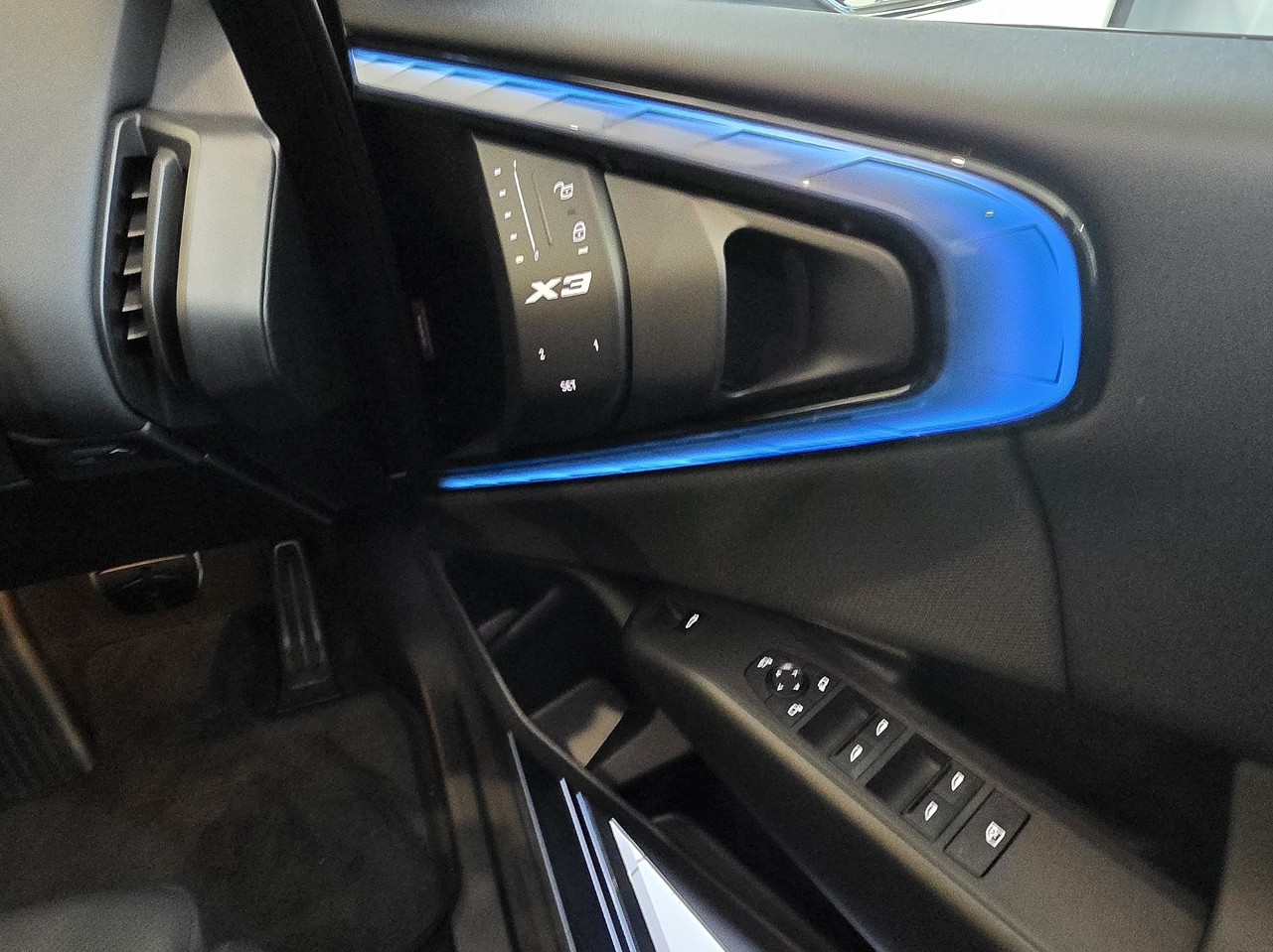 BMW X3 20d xDrive Enhancement Package - M Sport Pro