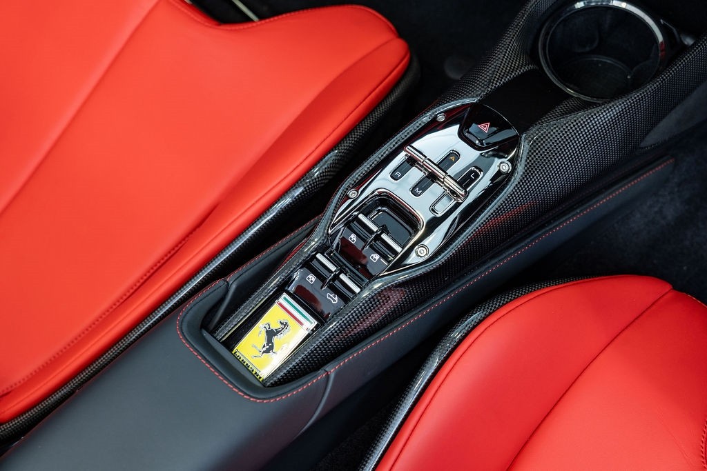 Ferrari SF90 Spider