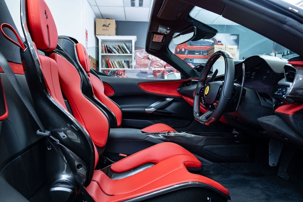 Ferrari SF90 Spider