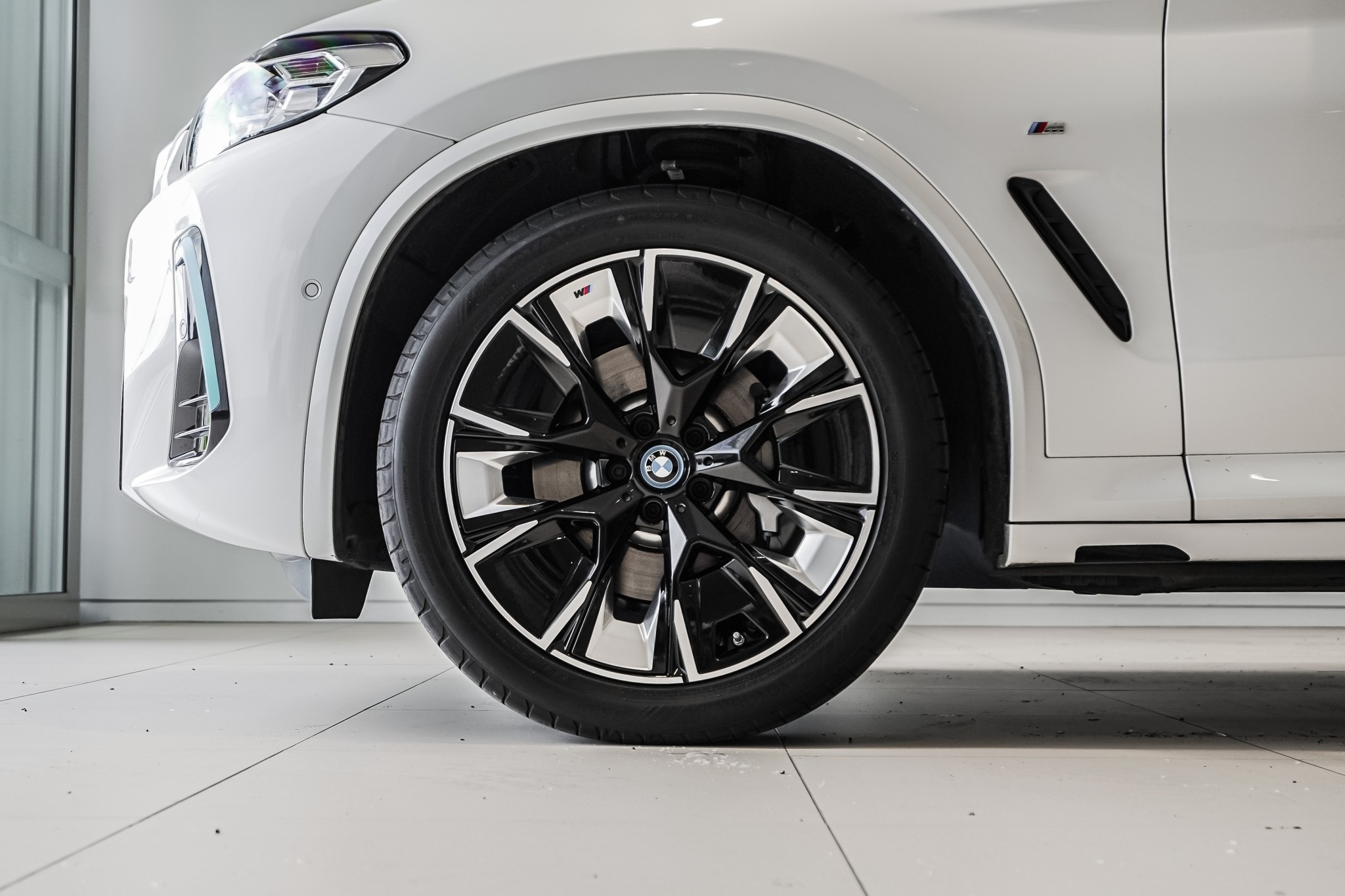 BMW iX3 M Sport Impressive
