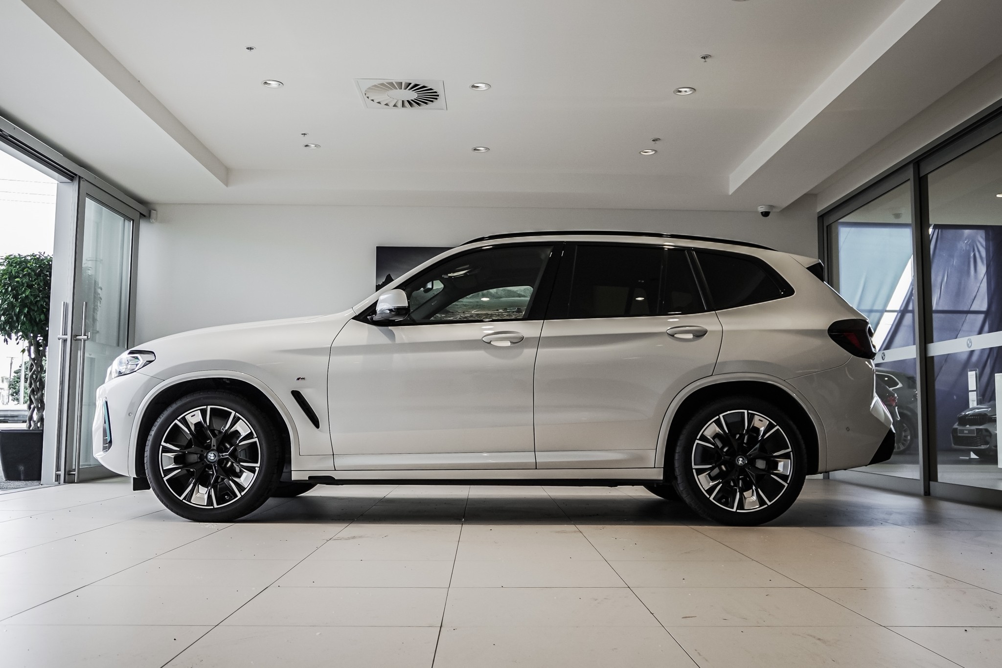 BMW iX3 M Sport Impressive