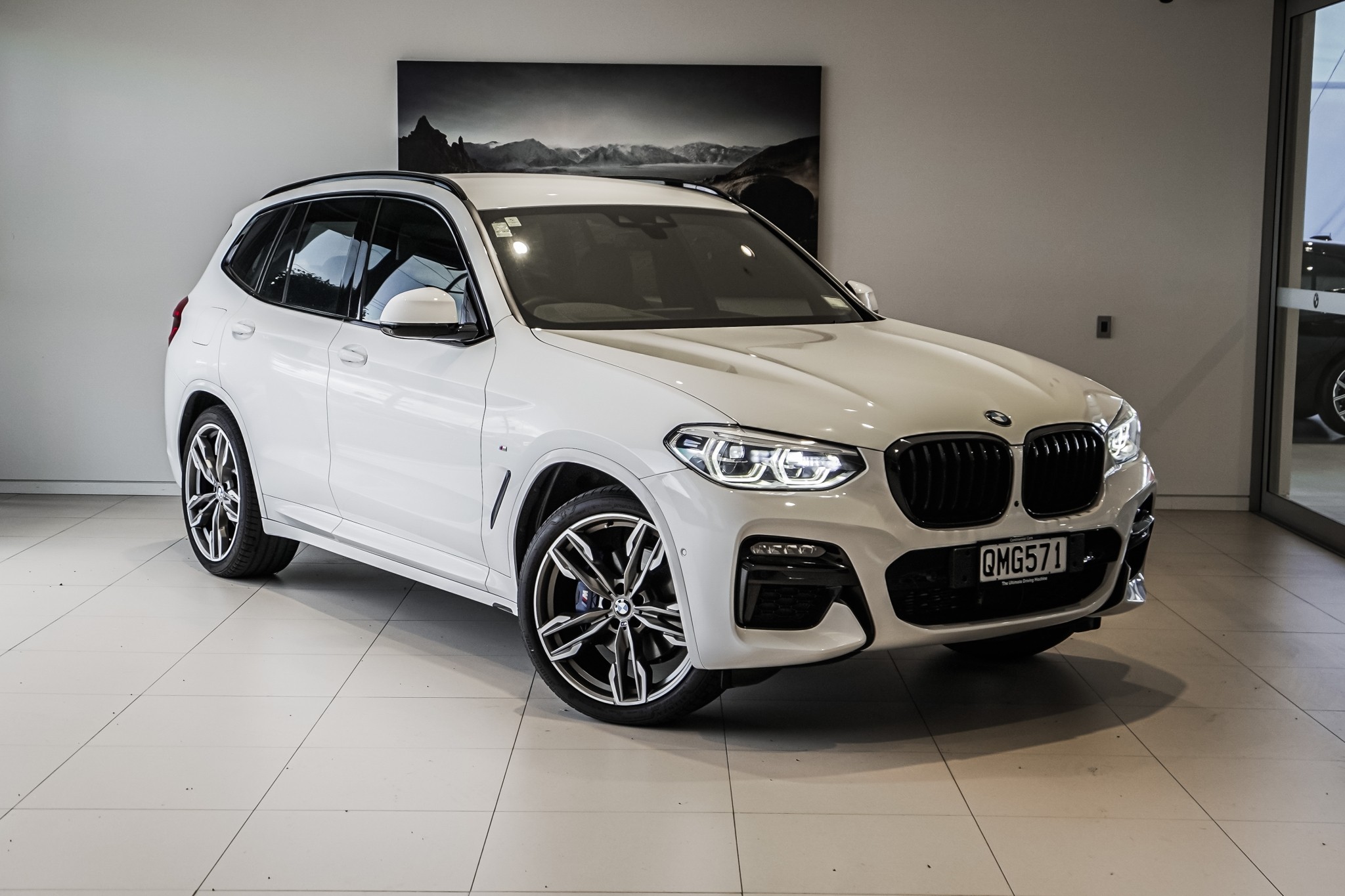 BMW X3 M40i M Performance + Innovations