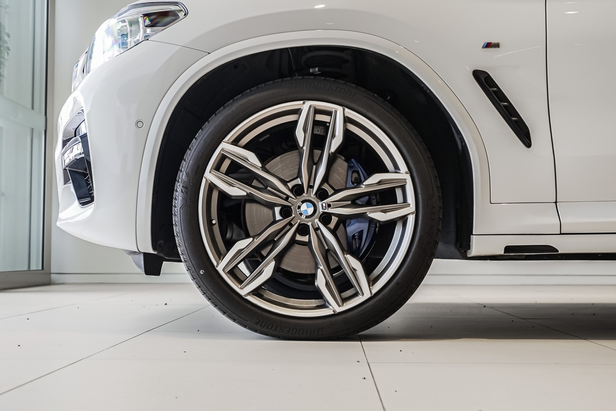 BMW X3 M40i M Performance + Innovations