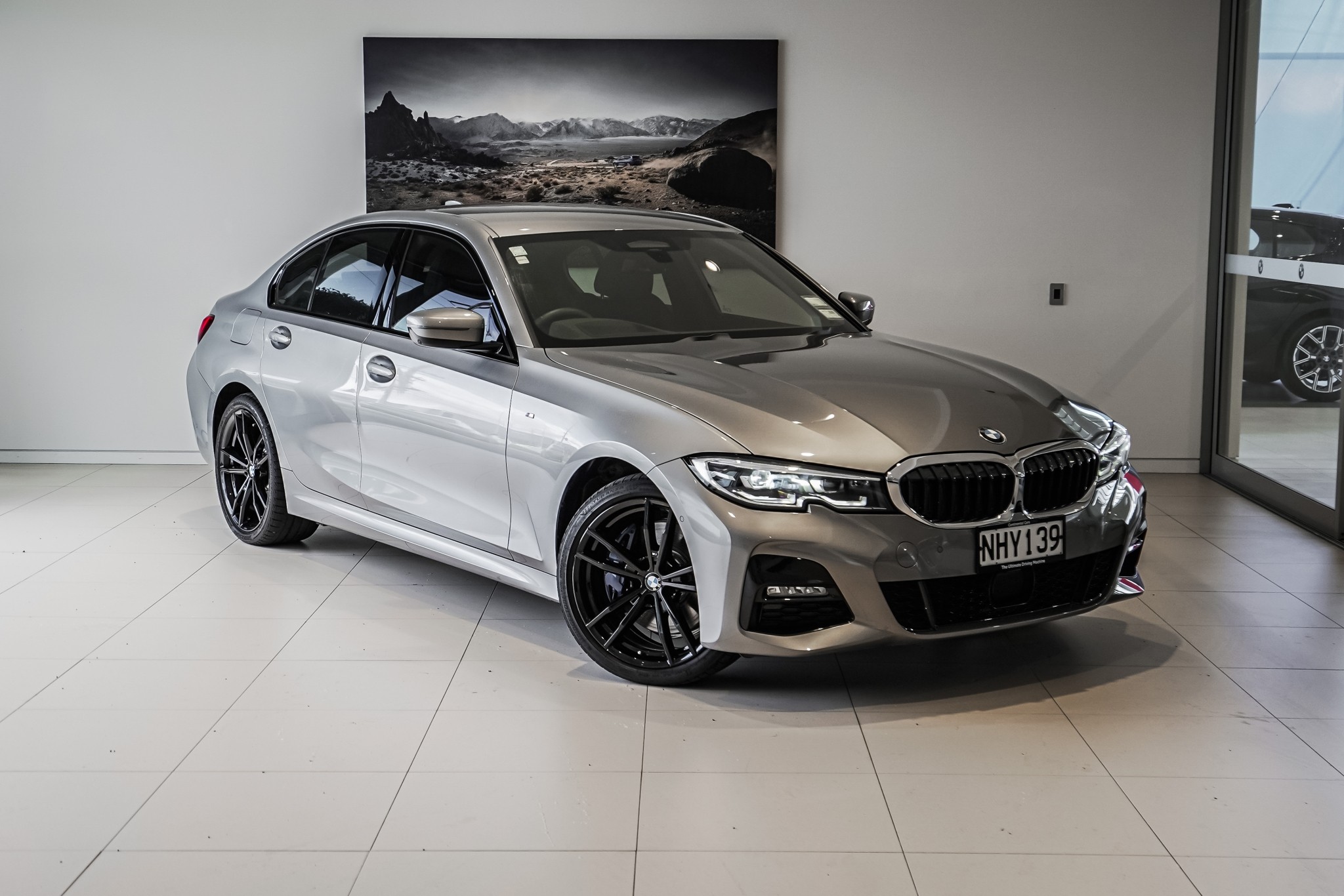 BMW 330e Sedan M-Sport