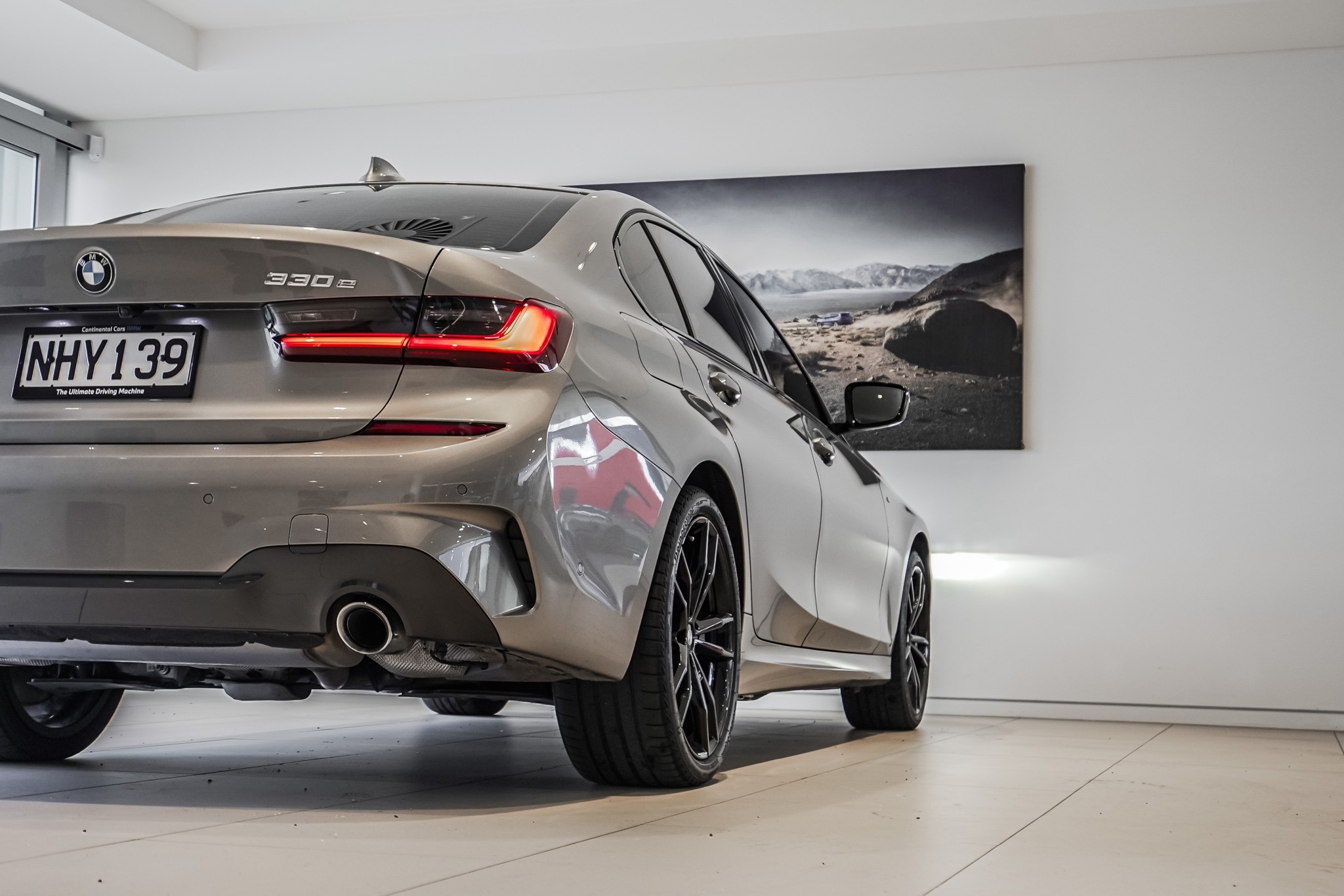 BMW 330e Sedan M-Sport