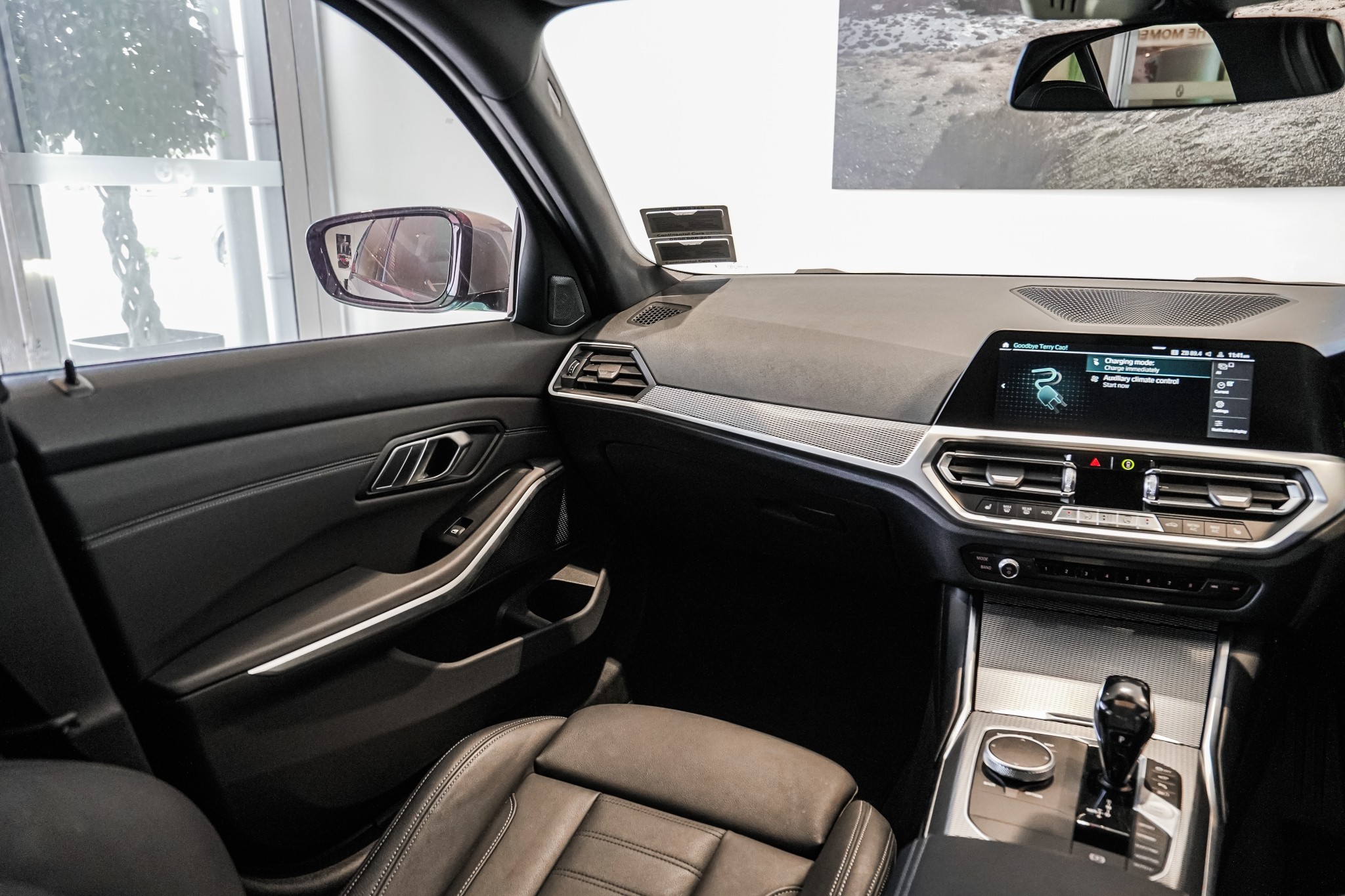 BMW 330e Sedan M-Sport