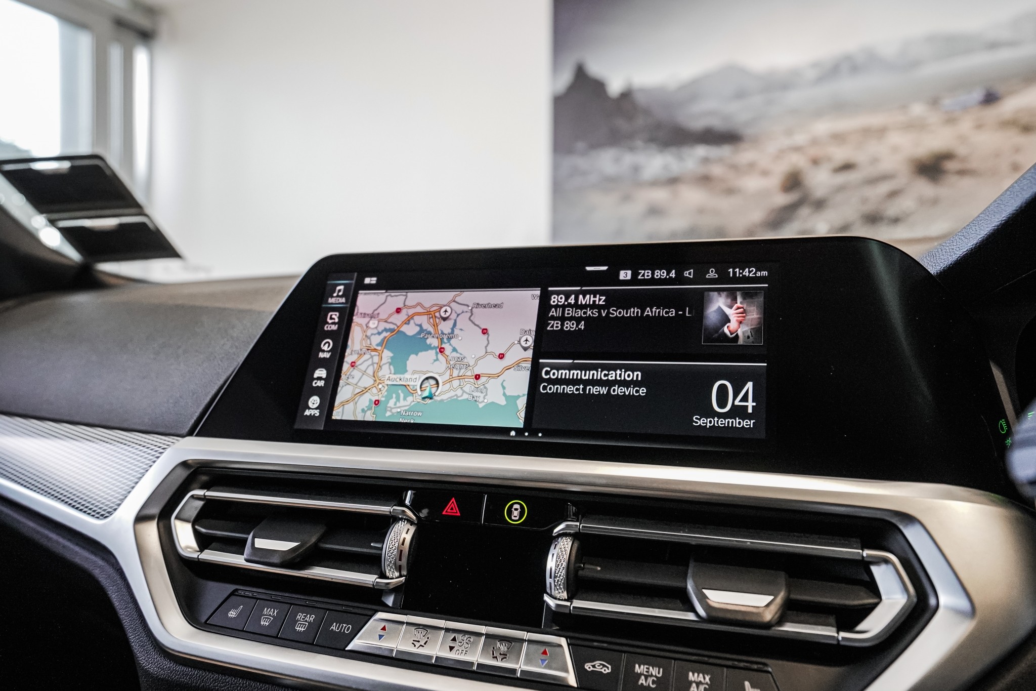 BMW 330e Sedan M-Sport