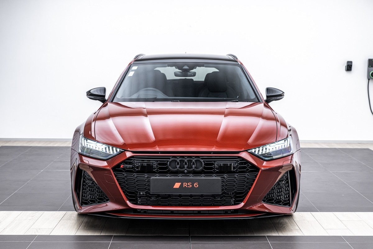 Audi RS6 AVANT PERFORMANCE TFSI
