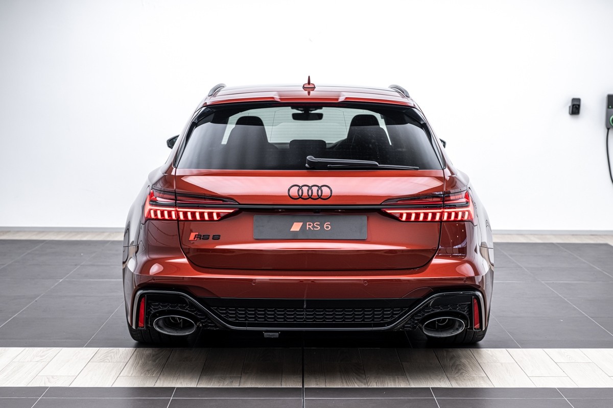 Audi RS6 AVANT PERFORMANCE TFSI