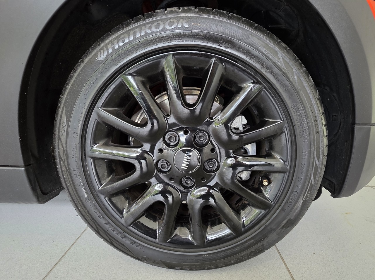 MINI Cooper 5-Dr Hatch Salt