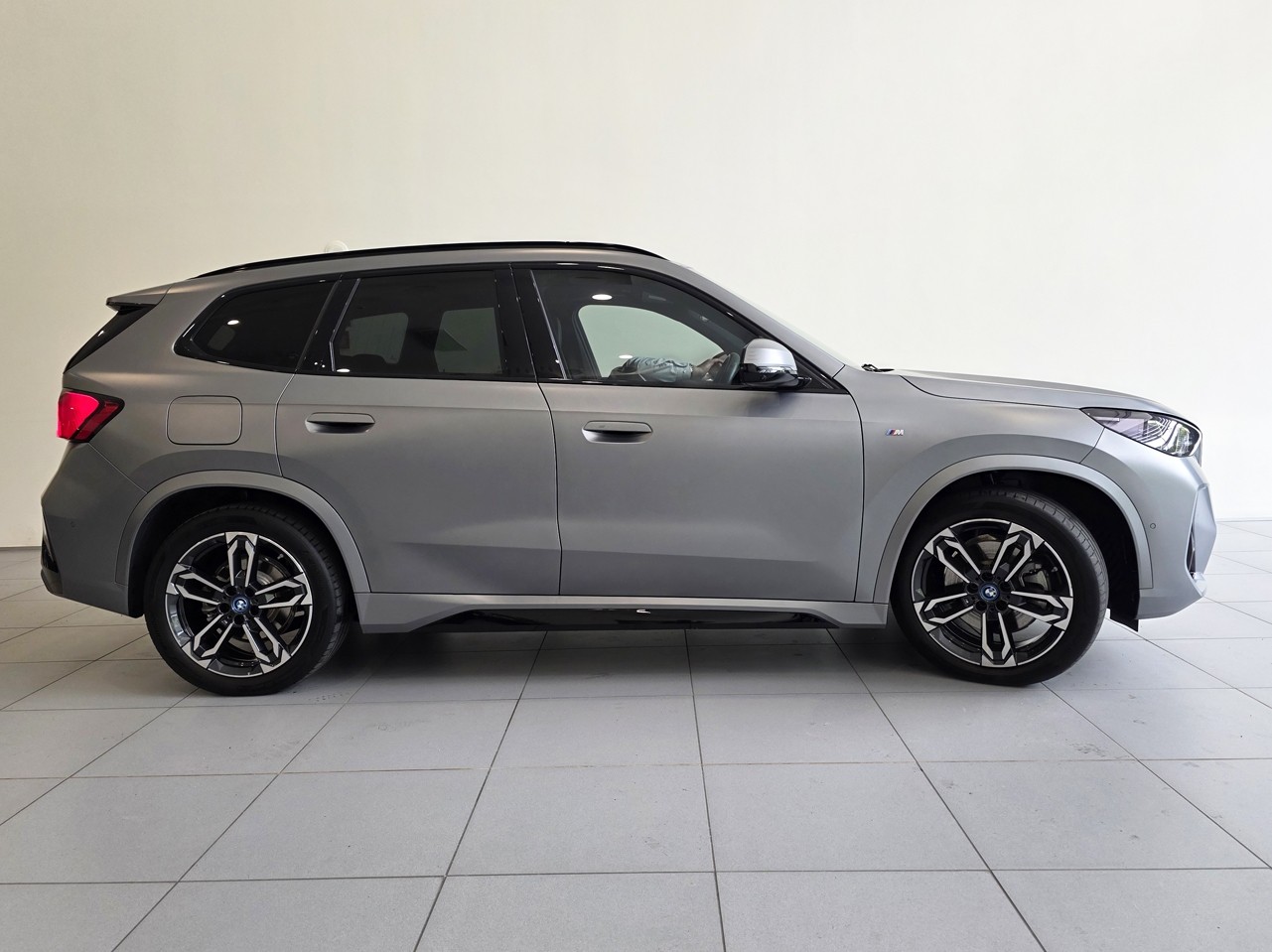 BMW iX1 XDRIVE 30E M Sport