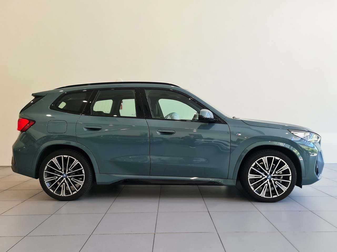 BMW iX1 30 M Sport X-Drive