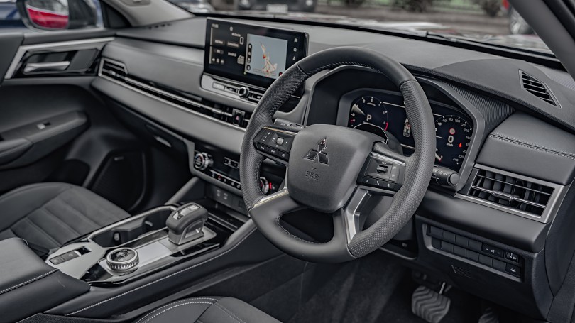 2026 Mitsubishi Outlander 9