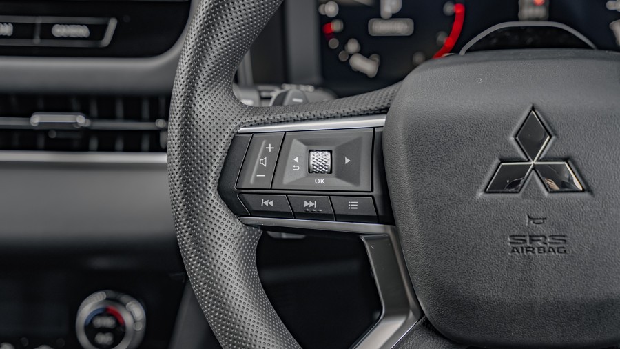 2026 Mitsubishi Outlander 13