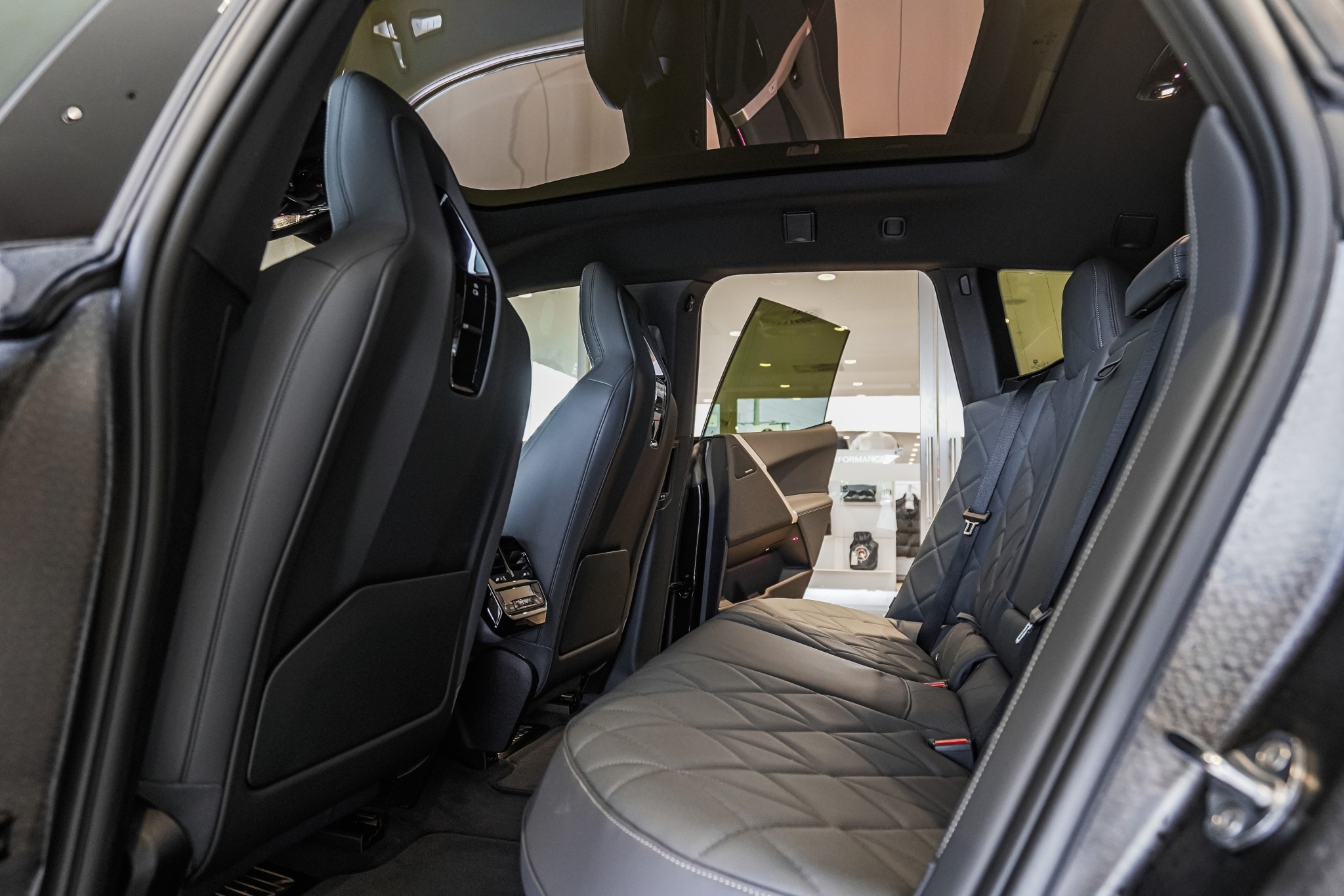 BMW iX xDrive50
