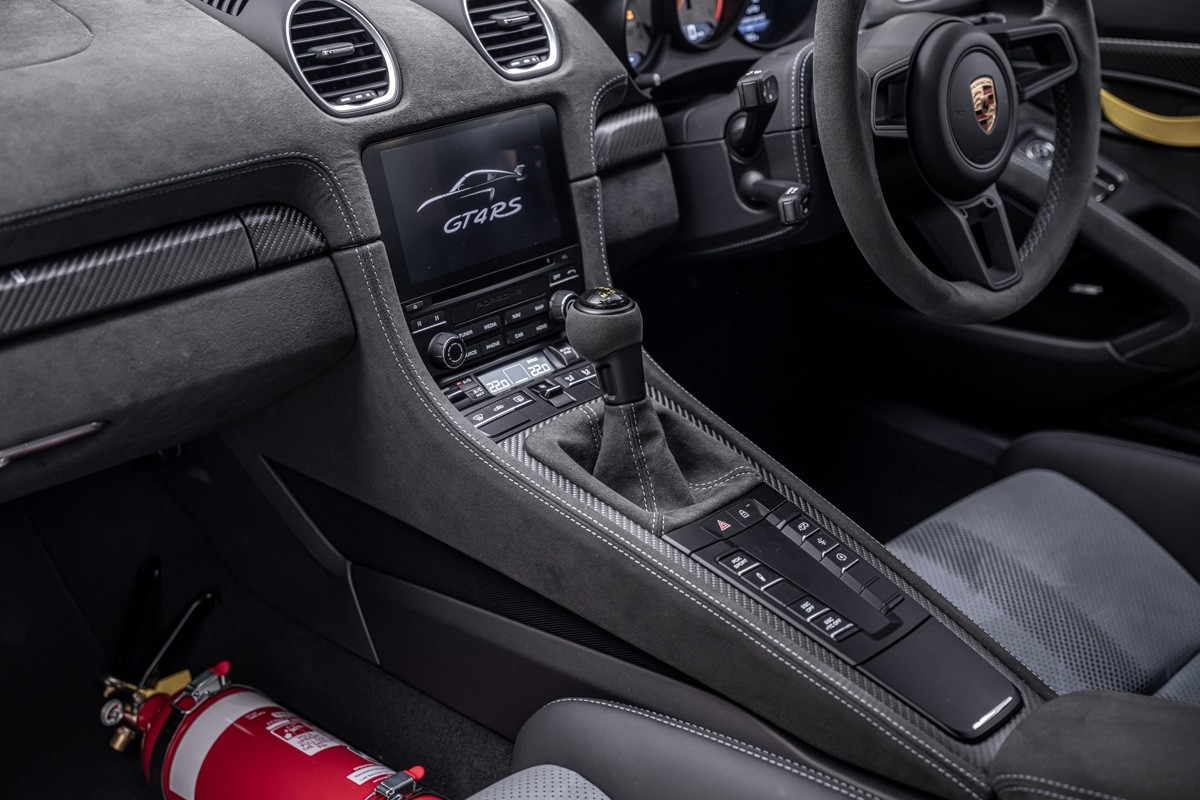 Porsche 718 GT4 RS (982) Weissach Package