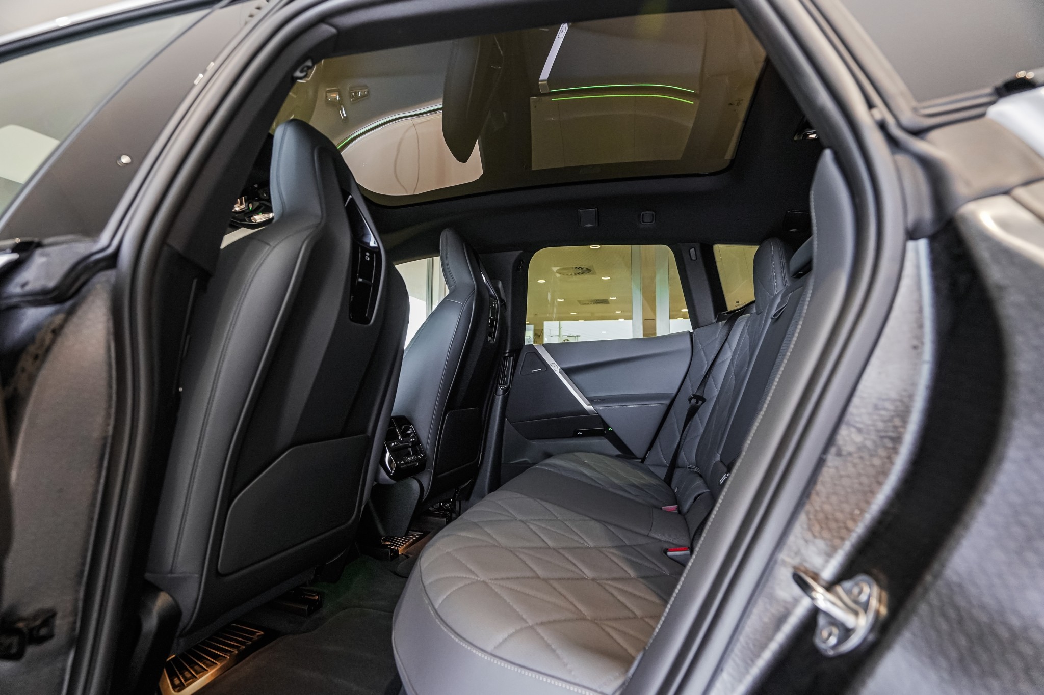BMW iX IXdrive50