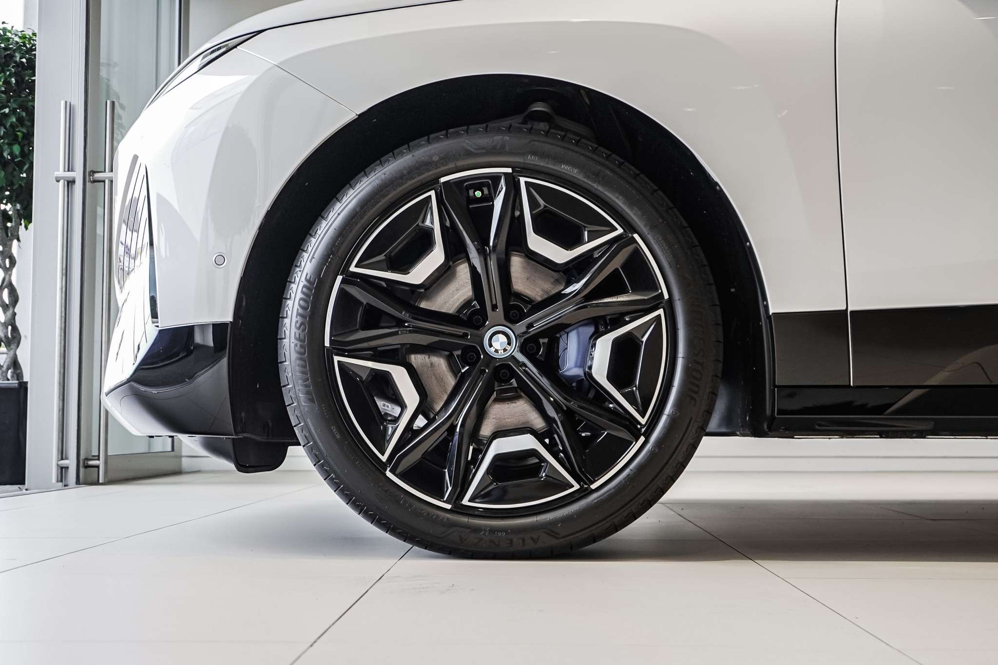 BMW iX IXdrive50