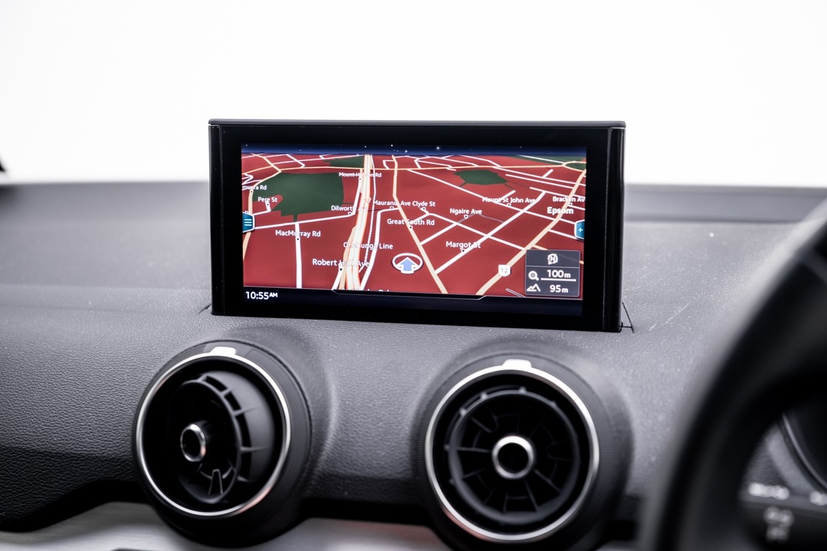 Audi Q2 35 TFSI S TRONIC 110KW