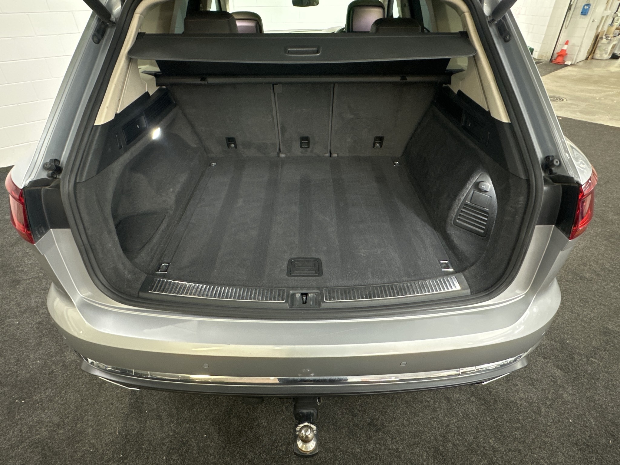 Volkswagen Touareg V6 S