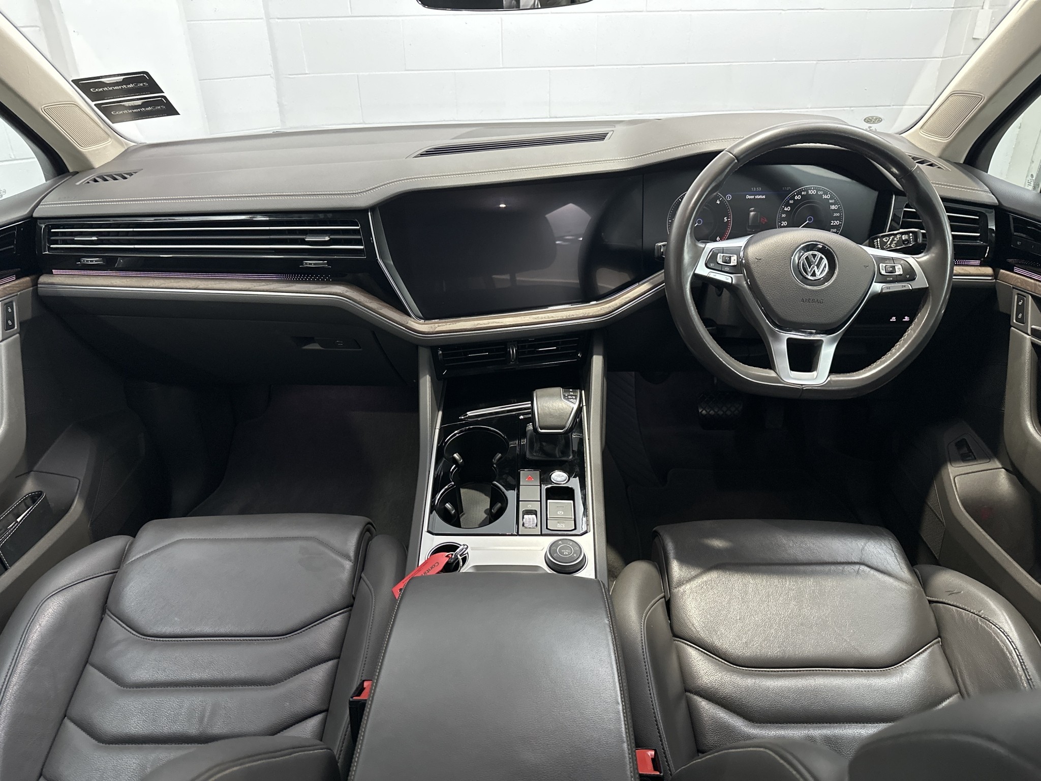 Volkswagen Touareg V6 S