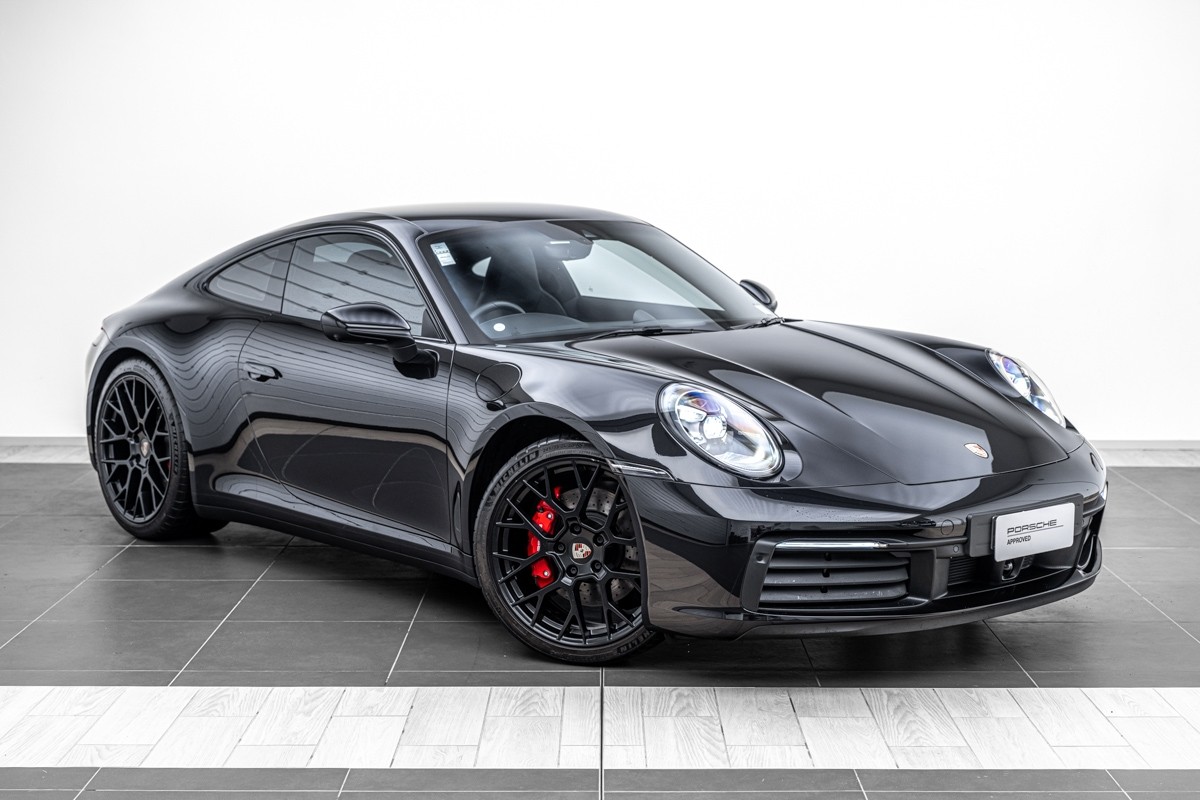 Porsche 911 Carrera S (992)