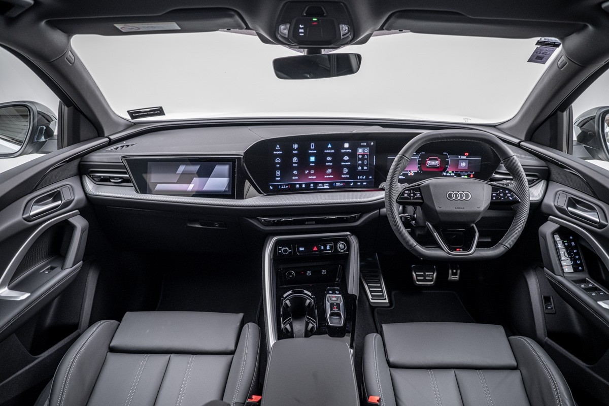 Audi Q5 SUV TFSI QUATTRO S TRONIC