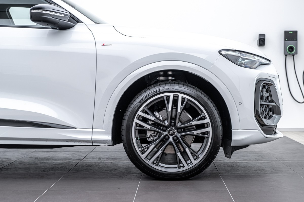 Audi Q5 SUV TFSI QUATTRO S TRONIC