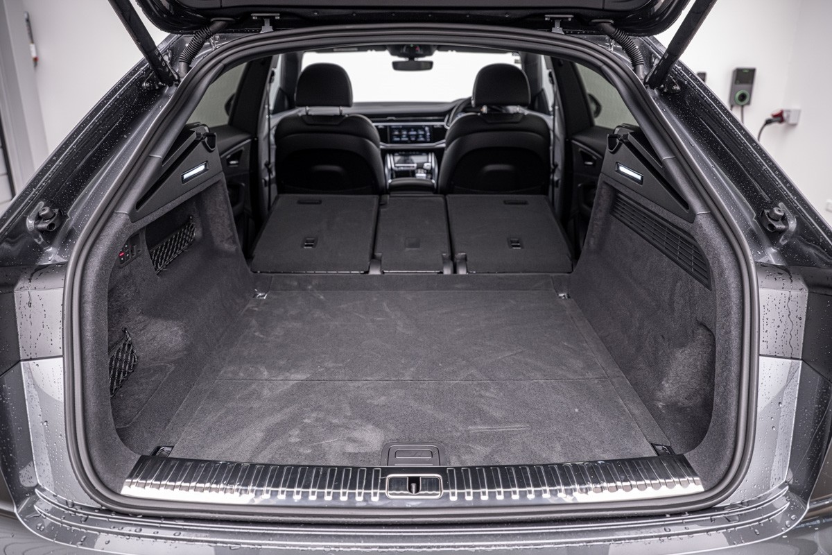 Audi Q8 55 TFSI QUATTRO TIPTRONIC