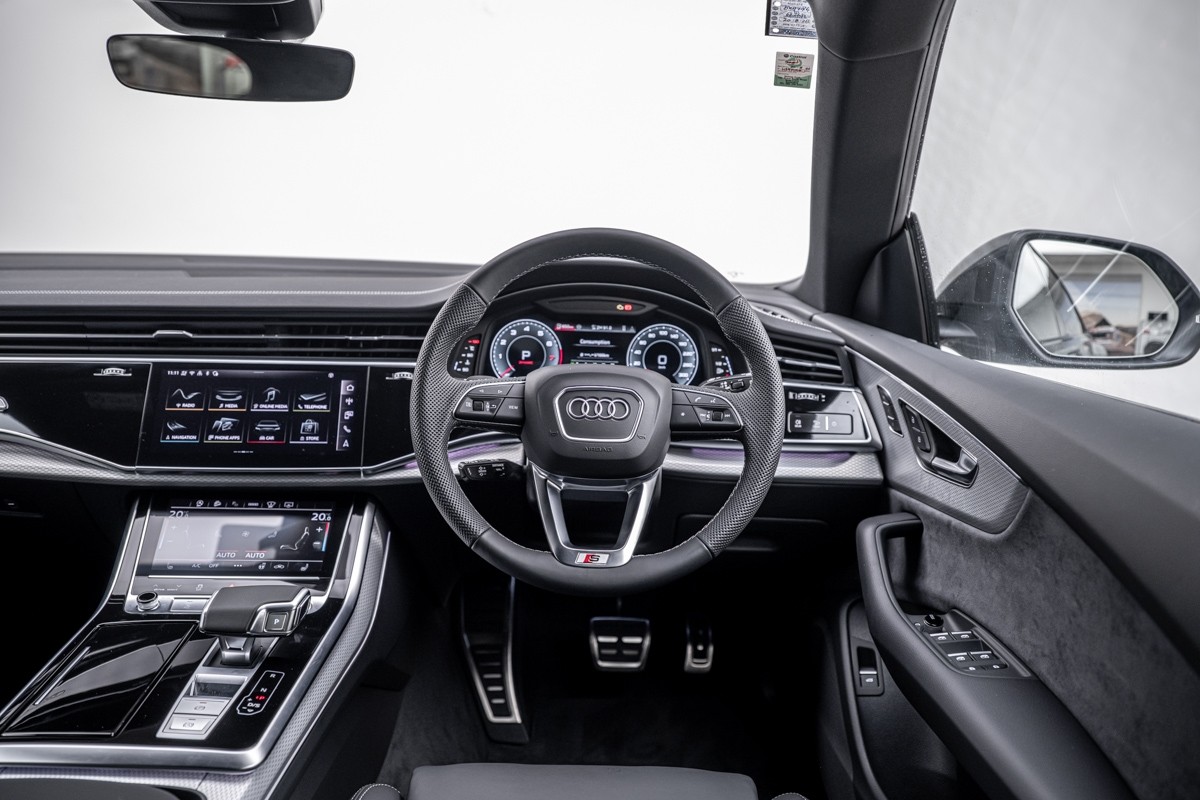 Audi Q8 55 TFSI QUATTRO TIPTRONIC