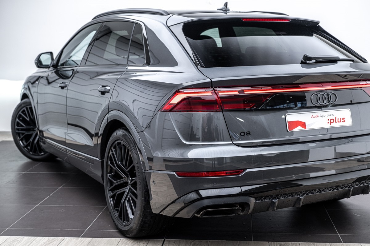 Audi Q8 55 TFSI QUATTRO TIPTRONIC