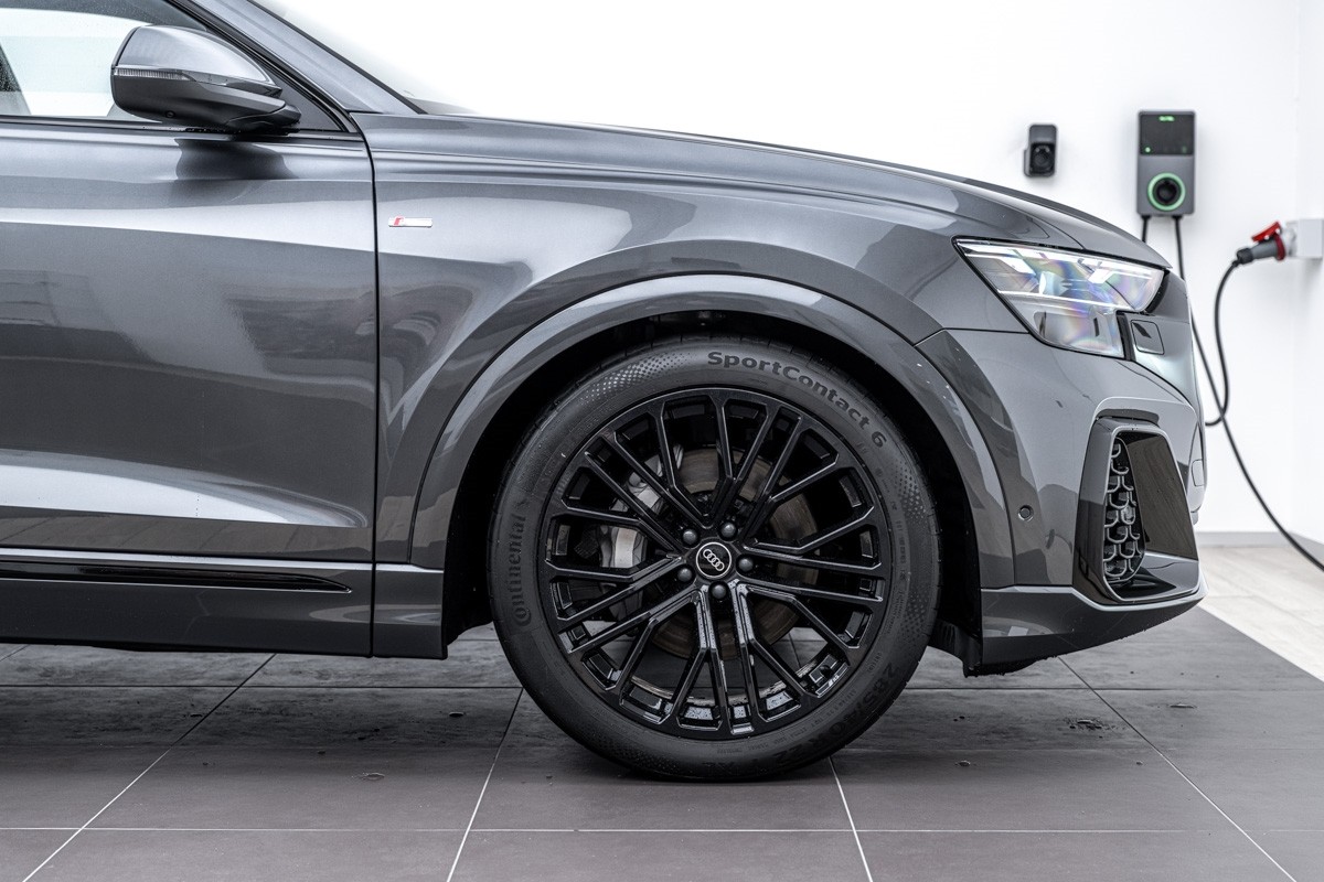 Audi Q8 55 TFSI QUATTRO TIPTRONIC