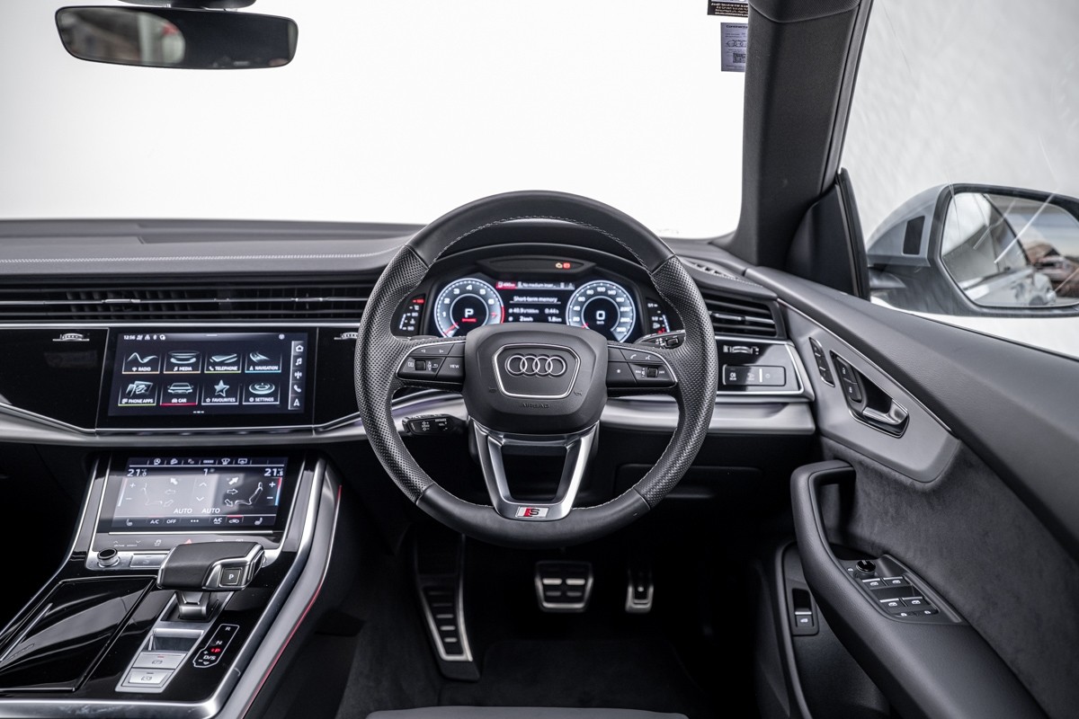Audi Q8 55 TFSI QUATTRO